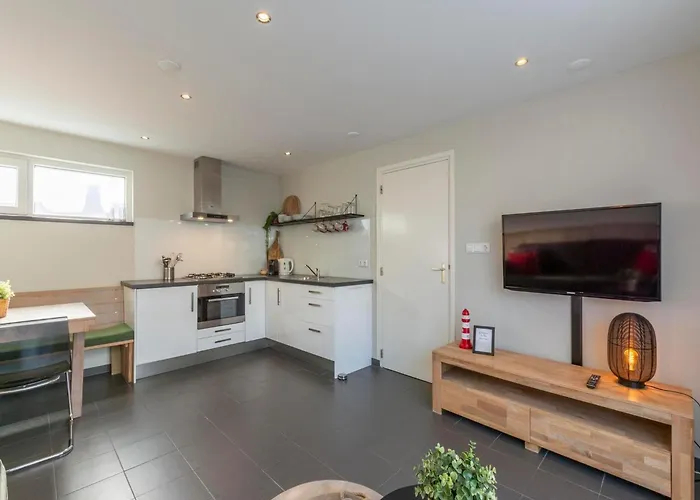 Duinroosweg 83 Near Village Square